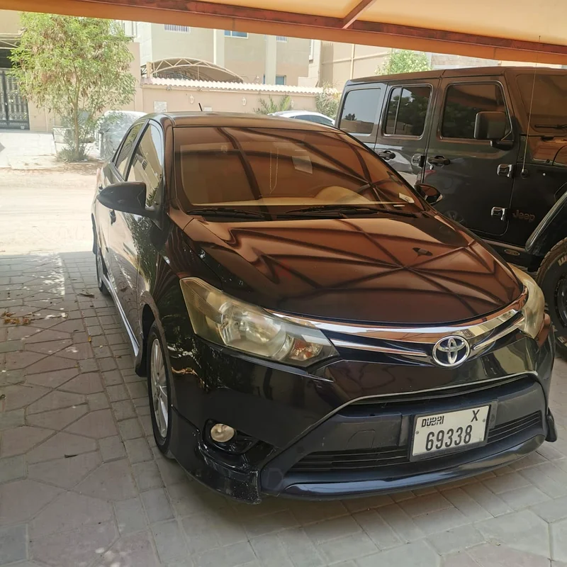 تويوتا ياريس بعنوان نظيف للبيع63699050835586111