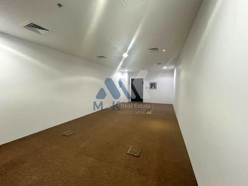 Near Bus Stop | Well Maintained | Vacant Now63815814127747114