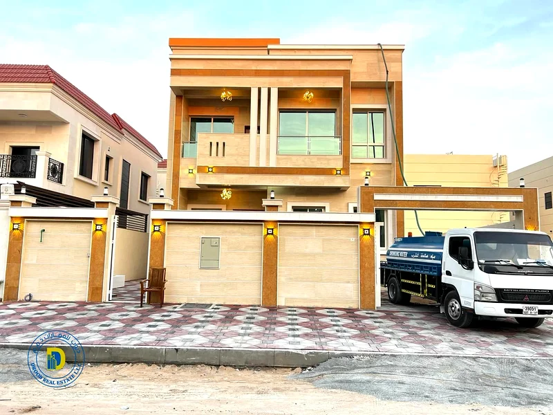 للإيجار بسعر ممتاز في منطقة الياسمين، فيلا كبيرة مكونة من 5 غرف63717359622659112