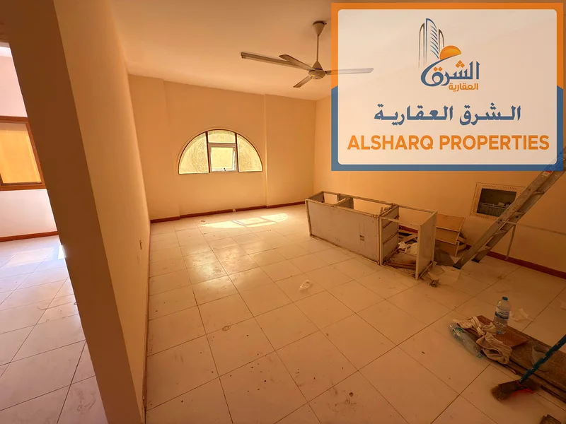 مساحات واسعة مع حمامين وغرفة نوم رئيسية مع صيانة كاملة من قبل المالك، غرفة وصالة للإيجار السنوي في الروضة، عجمان63719243020418110