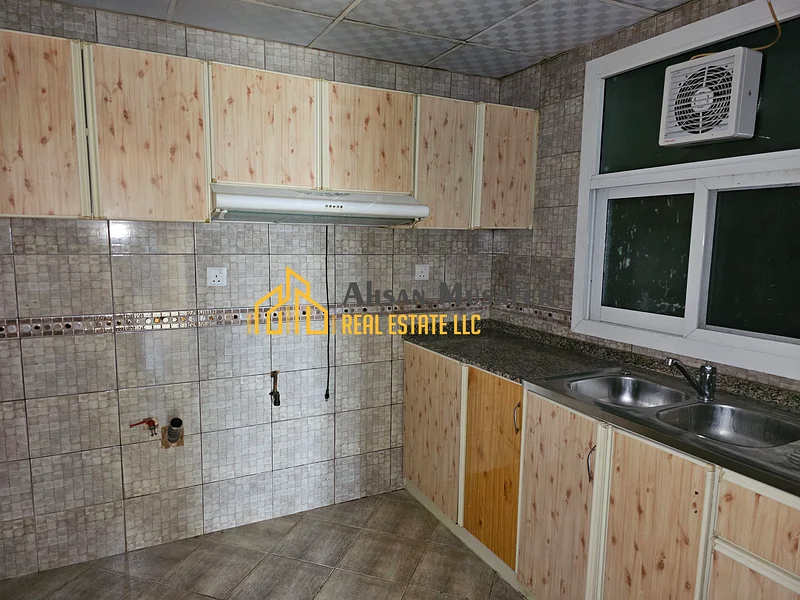 NO COMISSION 1BHK JUST 40K OPP SAHARA CENTER GYM POOL FREE, BALCONY, 2 BATH HUGE FLAT LAST UNIT NAHDA SHARJAH63707224041857111