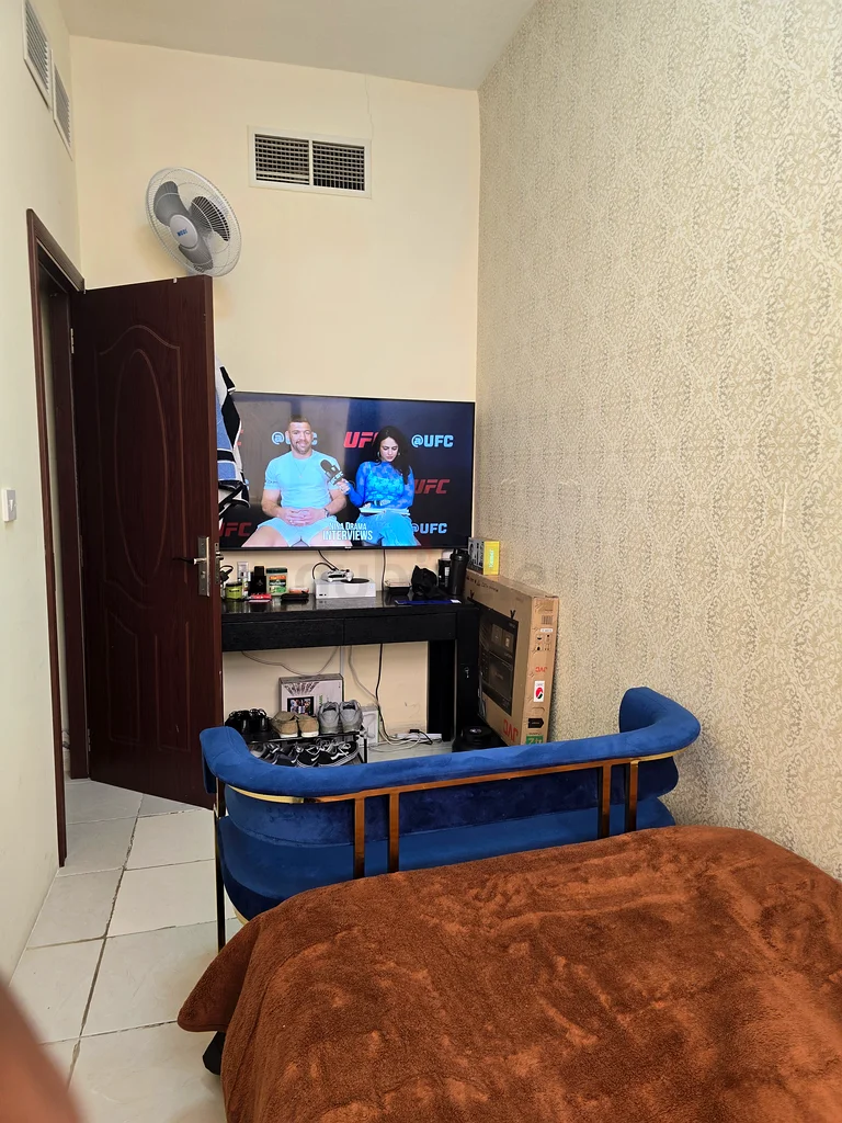 Partitioned half master Room with Own Large windows  available NOW for Male63797699199745110