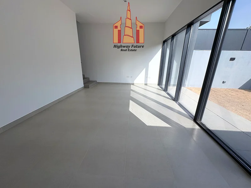 SINGLE ROW || READY TO MOVE || BRAND NEW63699334249474110