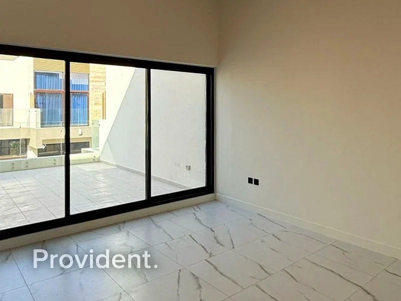 4 غرف نوم | أجهزة مدمجة | جديدة بالكامل63992050940035113
