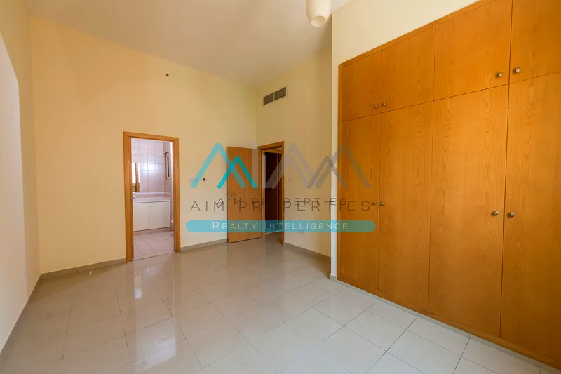 شقة ممتازة مكونة من غرفتي نوم مع موقفين للسيارات | بالقرب من لولو مول | 70 ألف63746607348866112