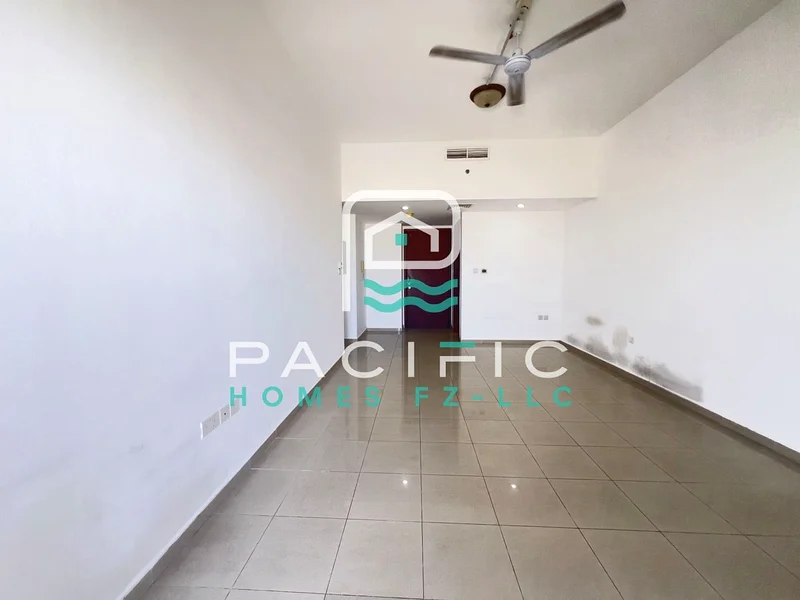 شقة مطلة على البحر ومُجددة بالكامل | قادمة قريبًا63814366413826114