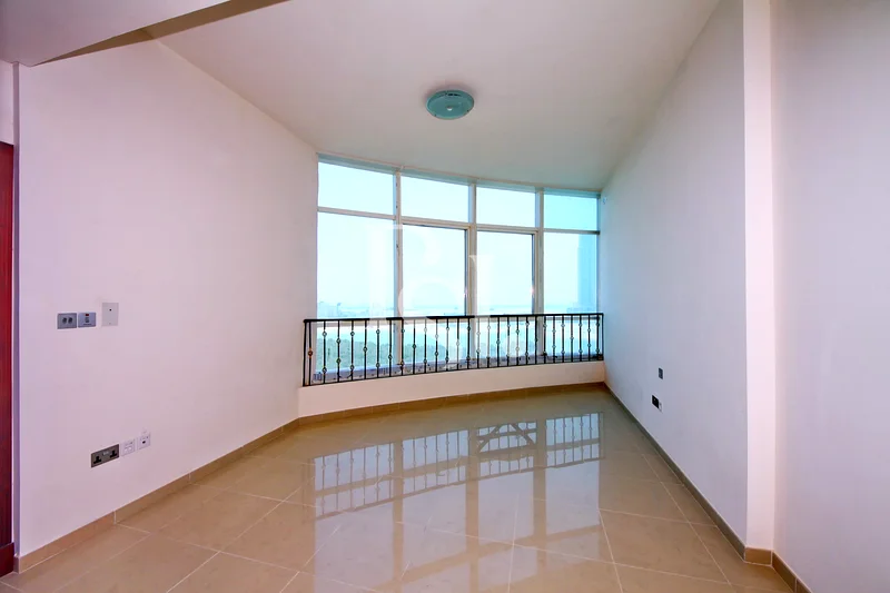 Spacious | Prime Location | Amazing View63842525030403110