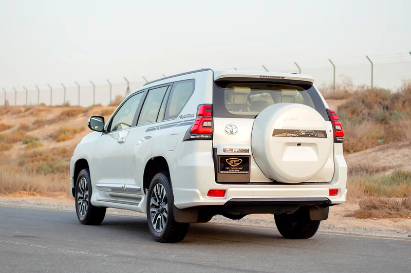 AED 2,851/month | 2023 Toyota Prado VXR | GCC Specs | REF#T4365163700380947713114