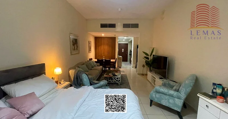 Wonderful Studio - Large Space - Empty63888914940291111