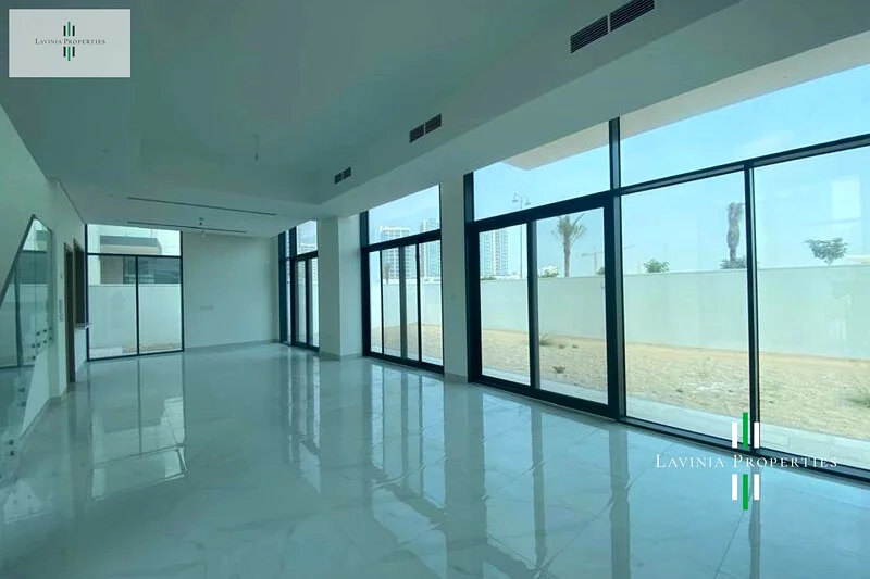 النوع باء تخطيط كبير | صف واحد | قطعة أرض كبيرة63762217961729110