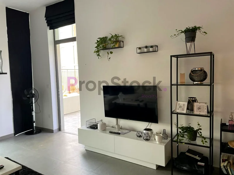 تصميم عصري | مطبخ شبه مغلق | طابق منخفض63729776969987111