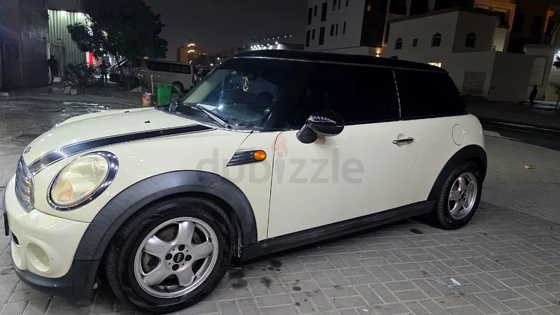 قيادة سيدات أنيقات ونظيفات63700662085377114