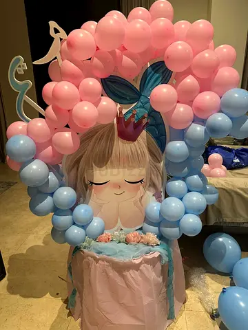 Adorable Baby Shower or Birthday Decoration without Balloon Arc
