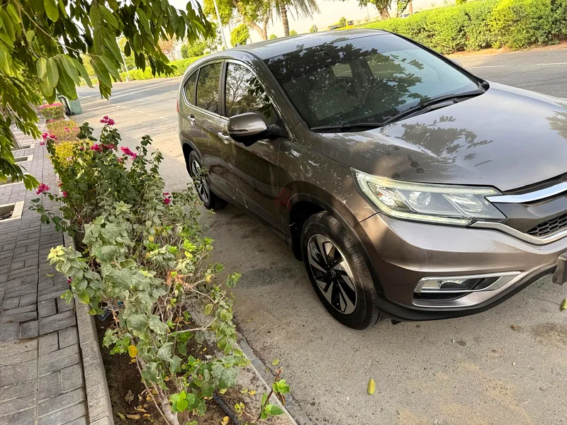HONDA CRV .LX 2016 G CC FULL OPTION SUNROOF EXCELLENT CONDITION63699032611714113