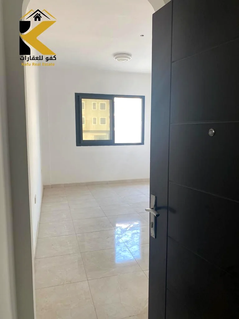 شقة فاخرة للإيجار السنوي – كن أول مستأجر | الروضة 1 – بالقرب من شارع عمار63722169478913112