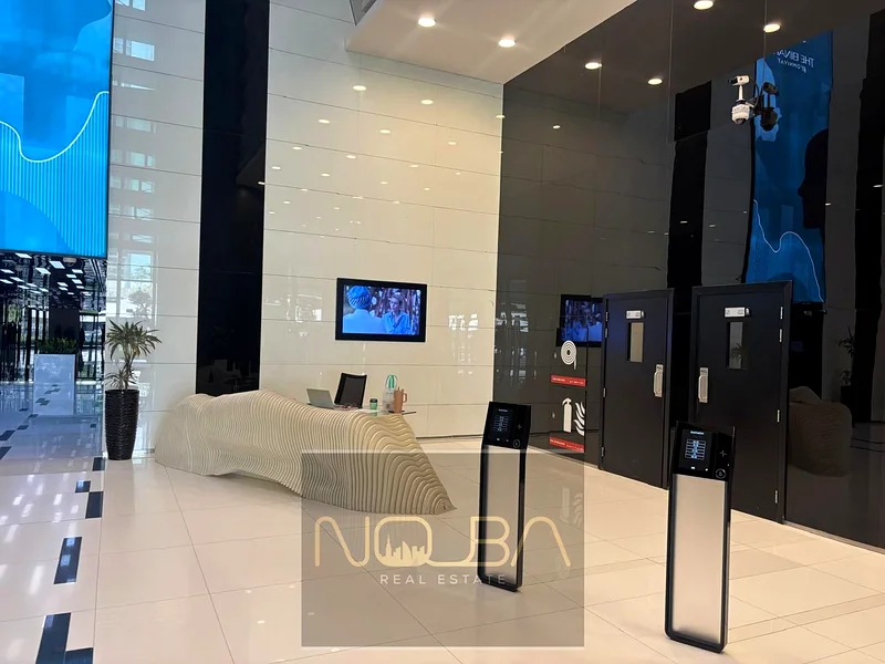 الطابق العالي | مجهز بالكامل | إطلالات رائعة63816001638273112