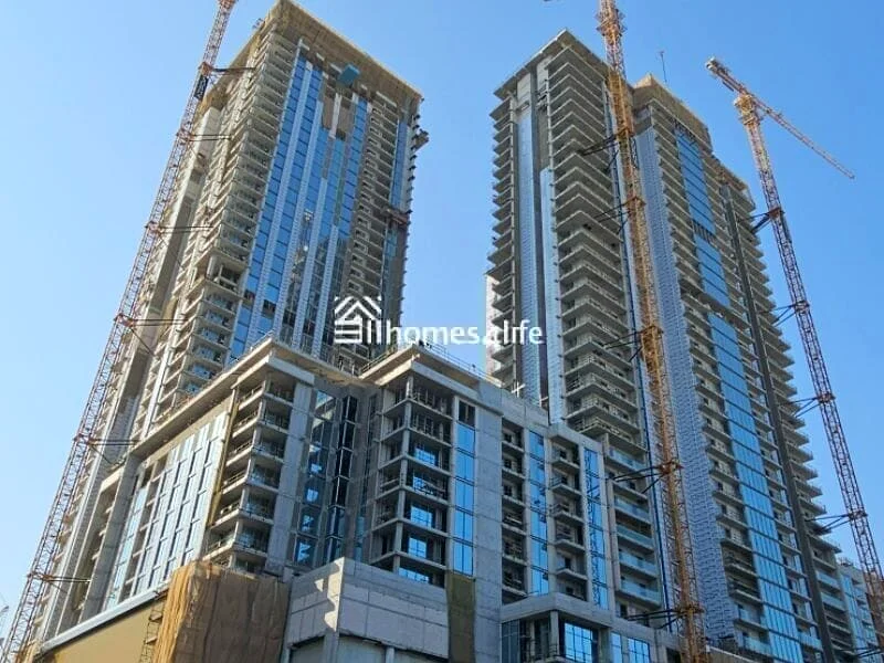 Corner Unit  | 2 BR + Yard | Maid Room64017626998274110
