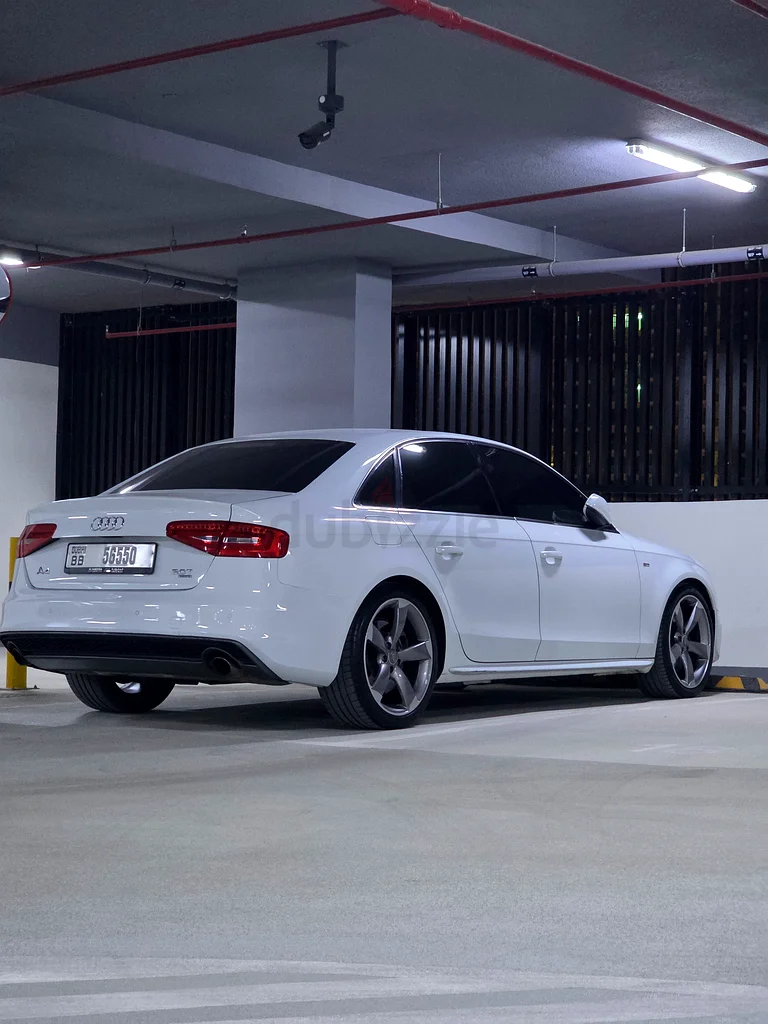 Audi A4 3.0 TFSI S-Line63699035975297112