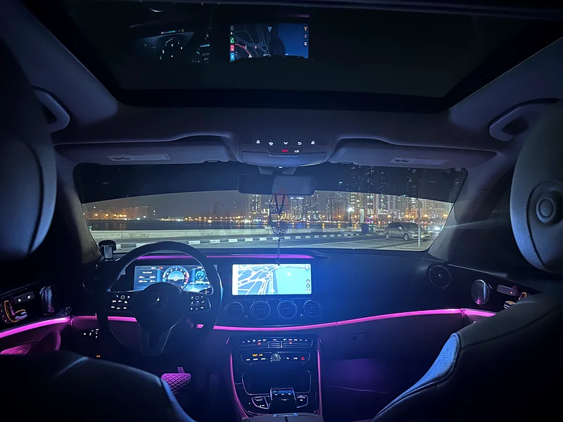 سيارتي الخاصة أقودها كل يوم لذا عداد المسافات غير ثابت. هل يمكن استبدالها بسيارة دفع رباعي مرسيدس؟63699044237442113