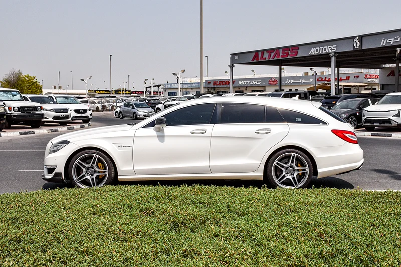 2013 - بنز CLS63 شوتينغ بريك - نظيف للغاية - 81,000 كم فقط63699042776067114