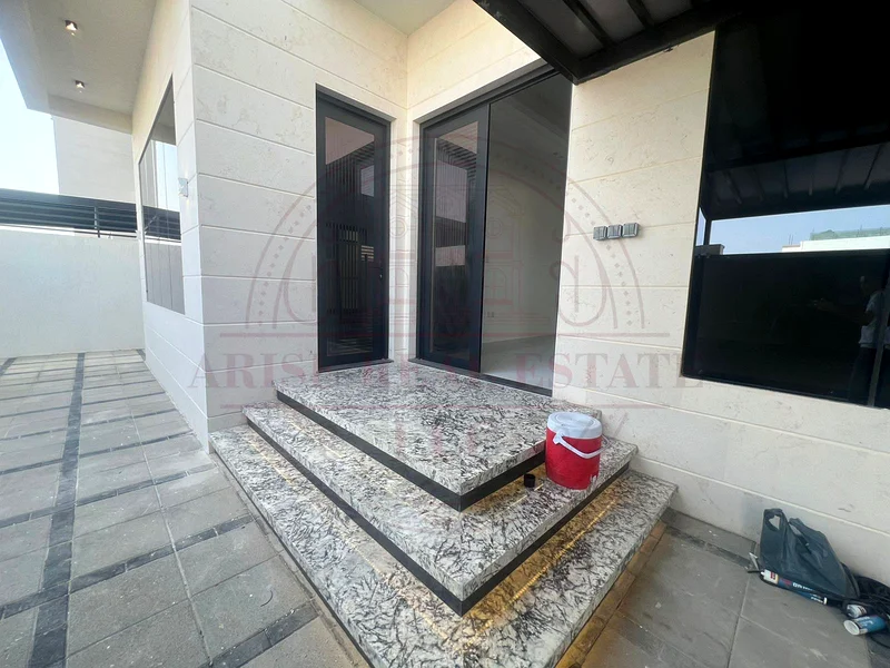فيلا جديدة مكونة من 5 غرف نوم للإيجار في حي الياسمين | 120,000 درهم/سنوياً | 3,014 قدم مربع |63717456204546112