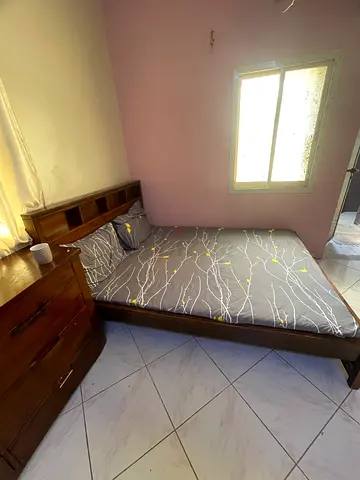 Bed with matress and dressing table set