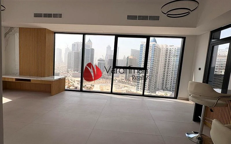 شقة مكونة من 3 غرف نوم وغرفة خادمة | جديدة بالكامل63792985031042113