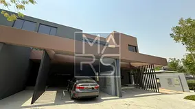 Stylish 3-Bedroom Unit | Biggest Plot size 3000sq | Close to Mosque
