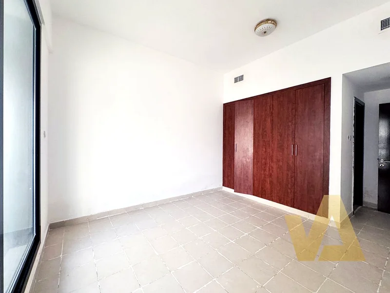 Marina View | Vacant | Prime Location64040037361795112