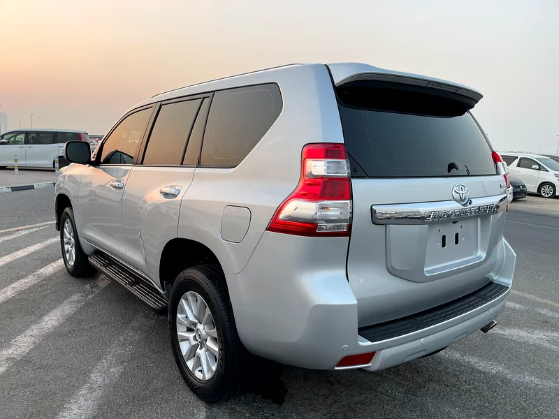 TOYOTA PRADO 2016 VXR 2.7 V4 GCC SPECS63700380765187113