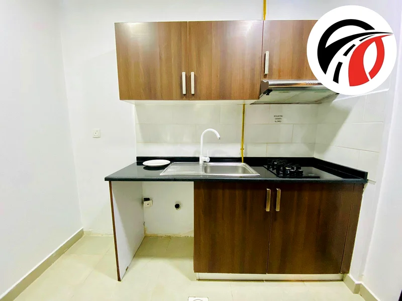 Spacious size-luxurious-6 cheques payment63742380793473111