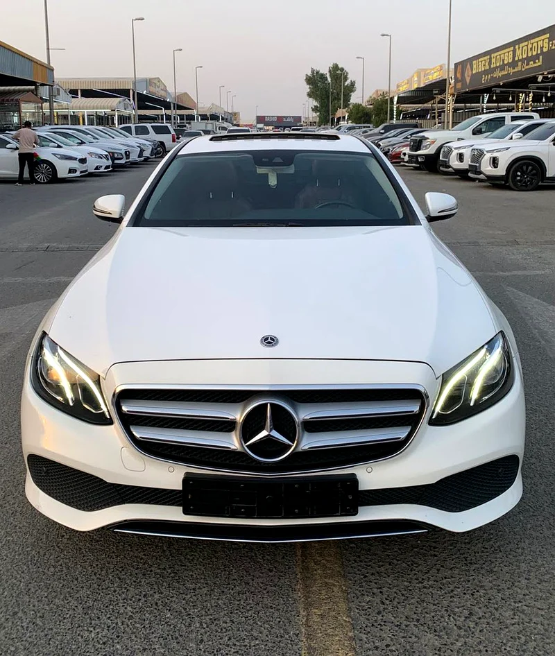 Mercedes-Benz E200 4Matic V4 2.0L Model 201863699044393729110