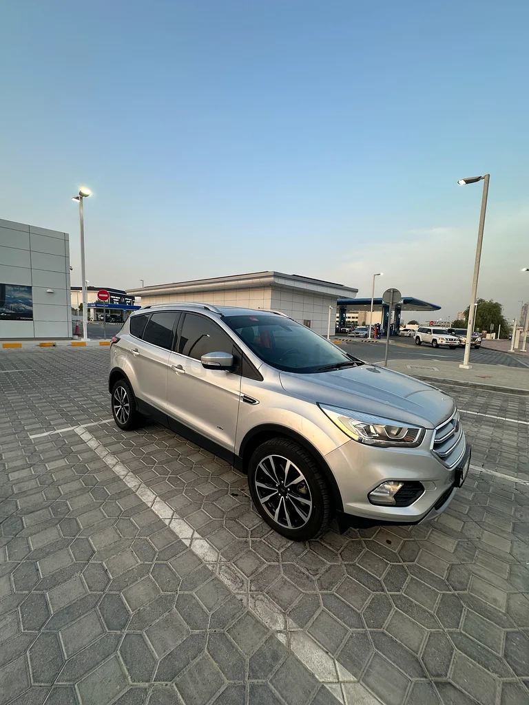 Ford Escpae 201963699039846657111