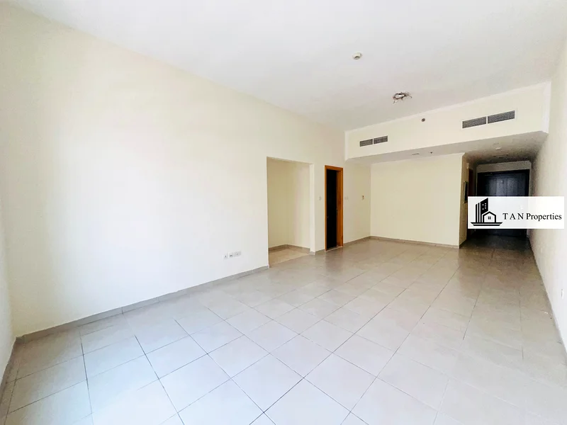Chiller Free | 2-BHK Spacious Apartment | With Balcony | Prime Location63767363514627112