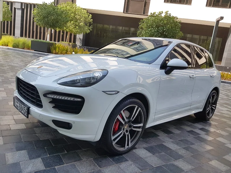 2014 Porsche Cayenne GTS  -4.8L/8 Cyl-Excellent Condition63699038831619111