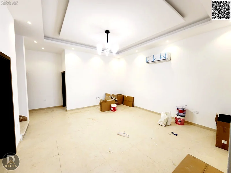 Al-Halio Villa, 4 master bedrooms, a living room, and a hall, including electricity, water, and air conditioning63892581476866112