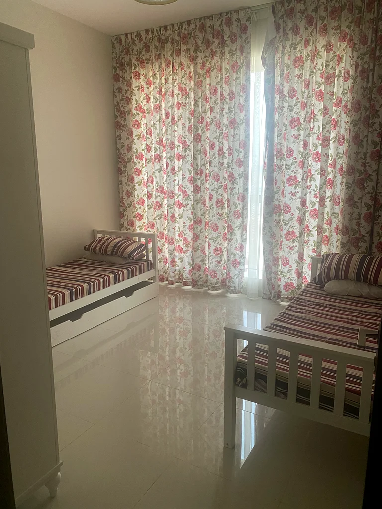 مجال نوم فاخر في نهدة بجوار ساهارا سنتر63796791750145110