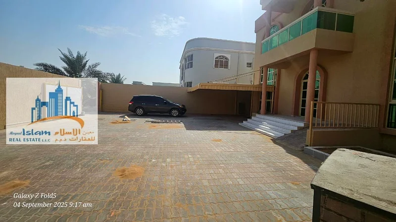 فرصة ذهبية وفيلا فاخرة على طريق م asphalt للبيع في عجمان الروضة 363878402983939113