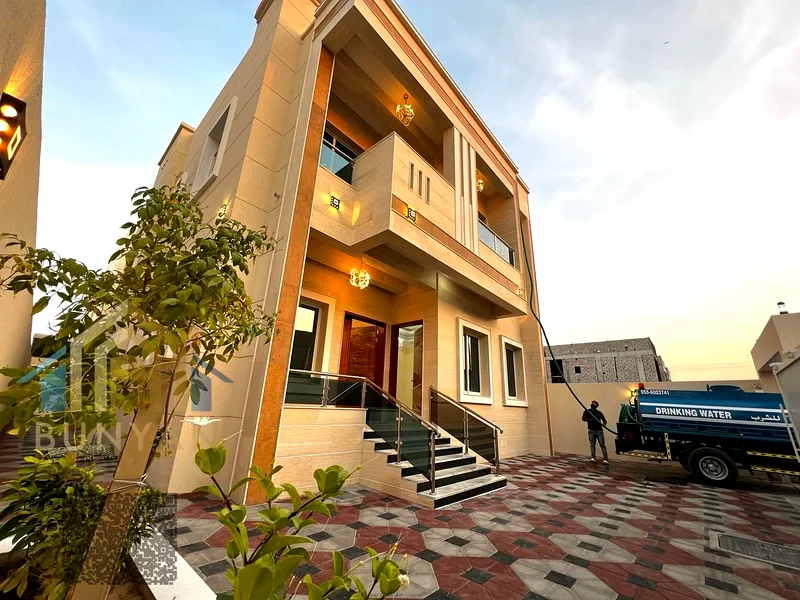 🏡 فيلا للإيجار السنوي – الياسمين، عجمان (الرمز 124) فرصة ممتازة للإيجار فيلا واسعة في الياسمين، عجمان، بمساحة إجمالية تبلغ 3,30063717456186242111