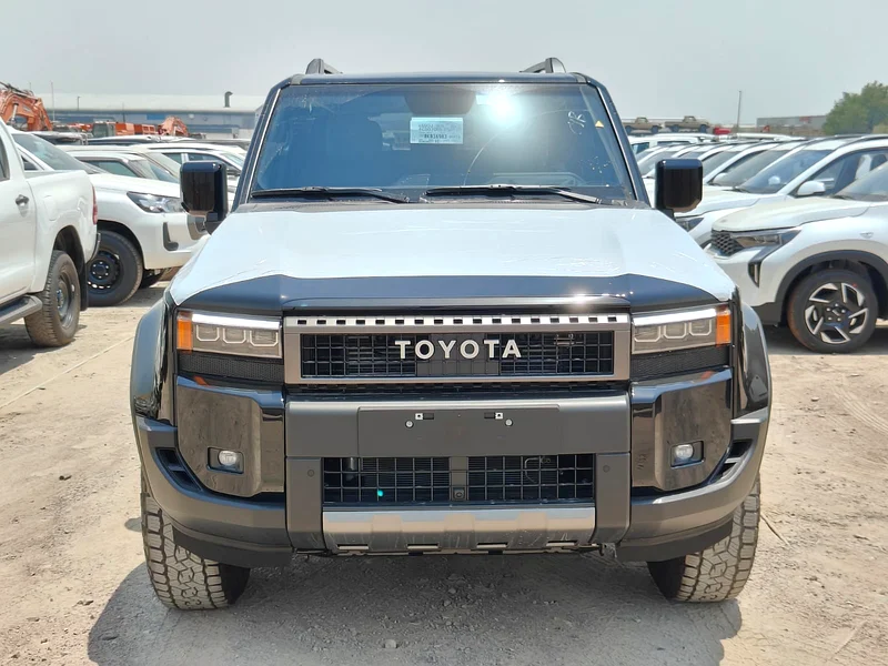 2025 Toyota Prado Adventure (Mid-Option with Sunroof) 7-Seater 2.4L Turbo Petrol A/T 4WD Africa Only63700381029249111