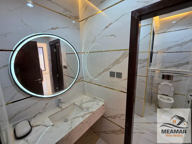 فيلا بسعر ممتاز، 5 غرف، مع عزل للسقف، تشطيب سوبر ديلوكس، ملكية حرة63909666152066113