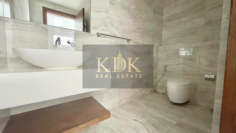 Bigger Size | Prime Location | Vacant63781516218881114