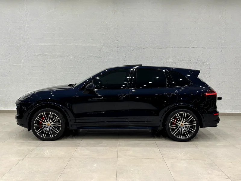 PORSCHE  | CAYENNE | GTS | 3.6L V6 | 2016 |  GCC | WELL MAINTAINED63700661388289111