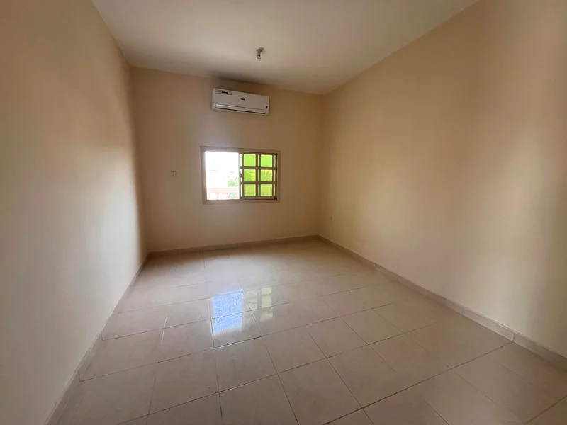 Apartment available for rent consisting of two bedrooms, a hall, two bathrooms, a large balcony, a spacious roof, large spaces, and a distinguished lo63711429326594111