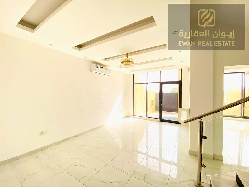فيلا تاون هاوس مميزة على الشارع الرئيسي* للإيجار السنوي في الزاهية، موقع استراتيجي قريب من جميع الخدمات....63710518655361113