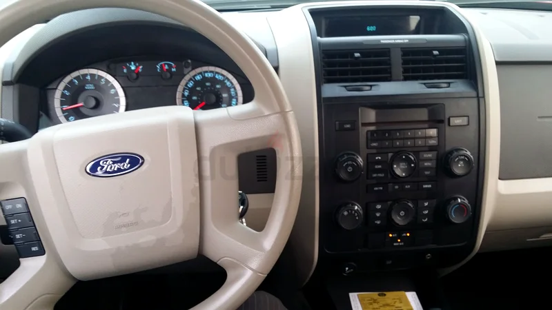 Ford escape 201263699039927683112