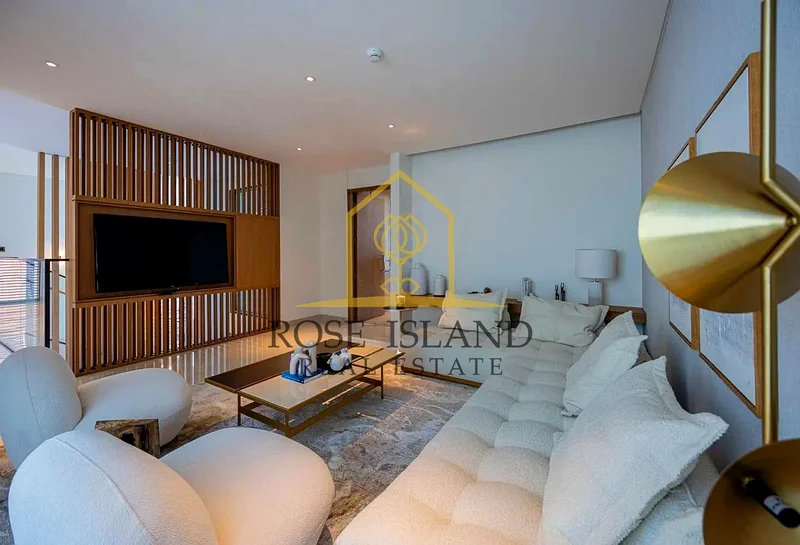HOT DEAL |End Unit |With POD| Luxury Community63850655836162113