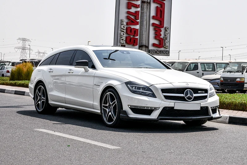 2013 - بنز CLS63 شوتينغ بريك - نظيف للغاية - 81,000 كم فقط63699042776067110