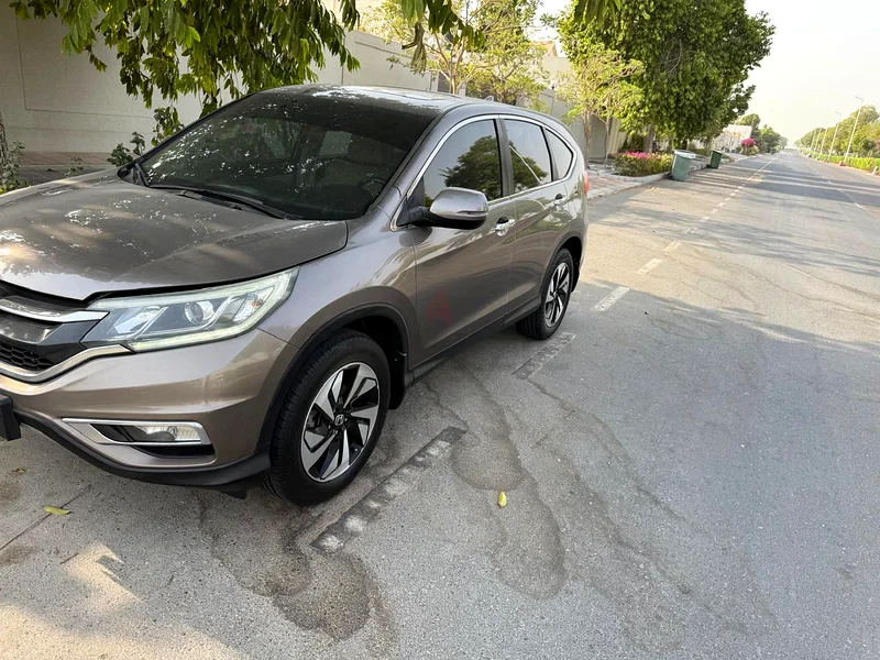 HONDA CRV .LX 2016 G CC FULL OPTION SUNROOF EXCELLENT CONDITION63699032611714110