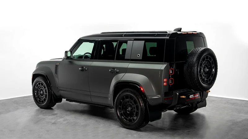 Land Rover Defender OCTA Edition One - 2025 - American Specs63700287411587111